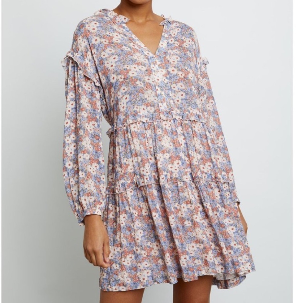 Rails Poppie long floral sleeves Dress. Ruffles and tiers. Size S.